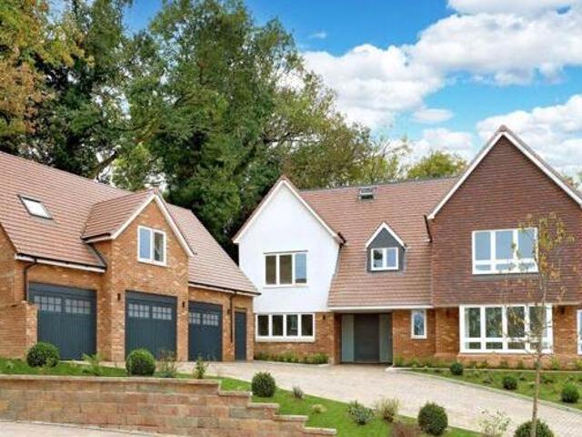 House for sale in Bourne End, Buckinghamshire