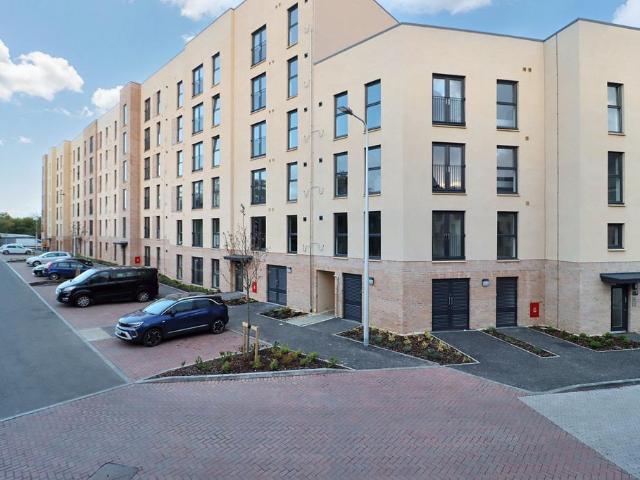 Apartment for rent in Leith, Scotland