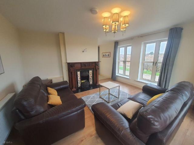 House to rent in Ballynahown, Connacht