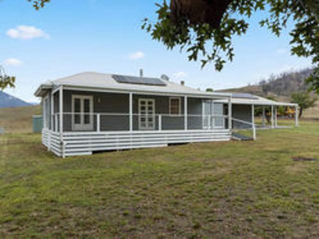 House for sale in Tintaldra, Victoria