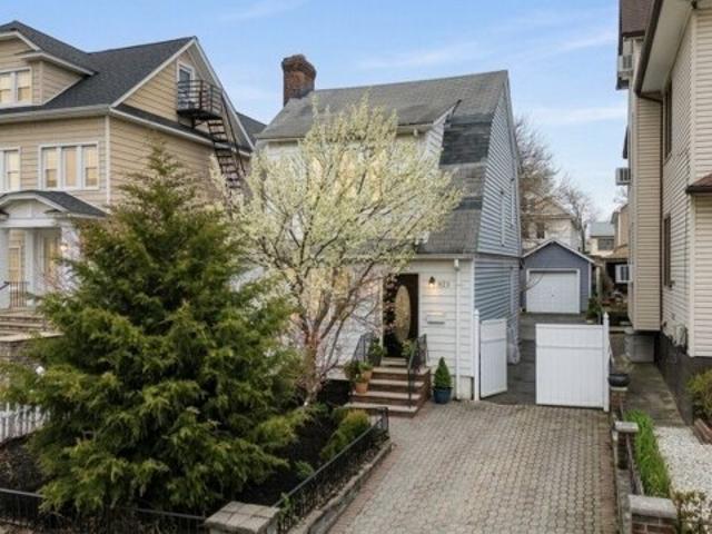 House for sale in Cross, Elizabeth