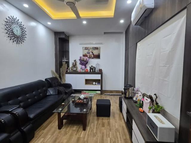 Nhà bán tại Hoàn Kiếm, Hà Nội