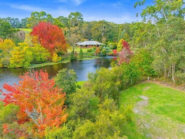 Cottage for sale in Kordabup, Western Australia