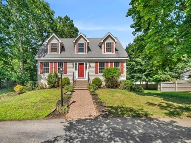 House for sale in Amesbury, Massachusetts