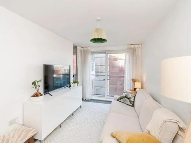 Apartment for rent in The Polygon, City Of Southampton