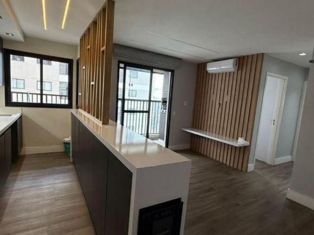 Apartamento venda em Região Geográfica Imediata do Distrito Federal, Região Integrada de Desenvolvimento do Distrito Federal e Entorno