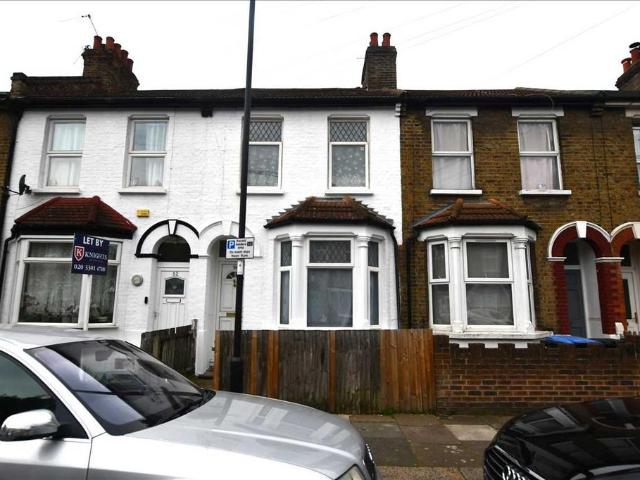 House for rent in Upper Edmonton, Greater London