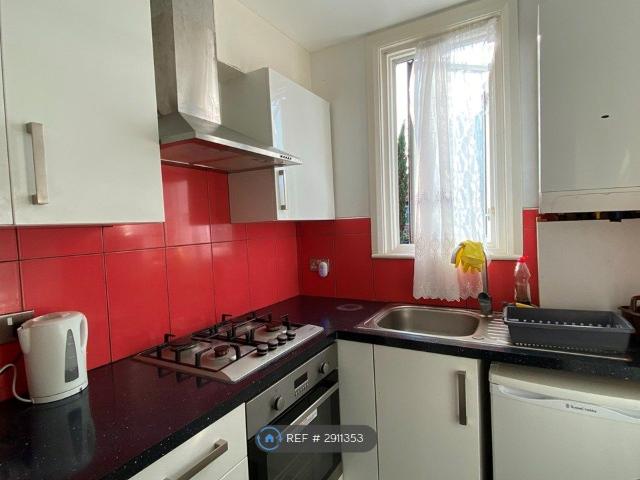 Room for rent in Tottenham Hale, Greater London