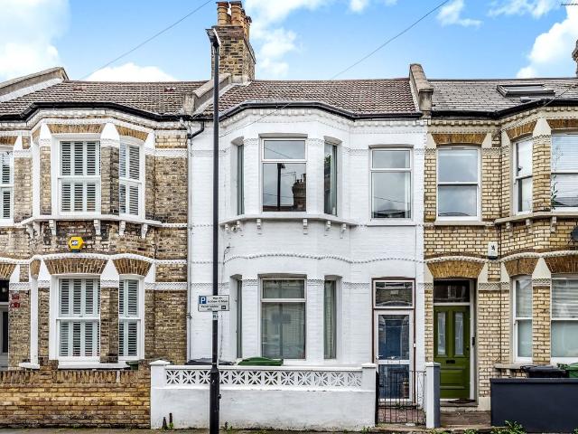 House for rent in Stockwell Park, Greater London
