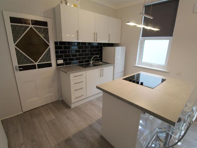 Apartment for rent in Penylan, Falcon Lodge