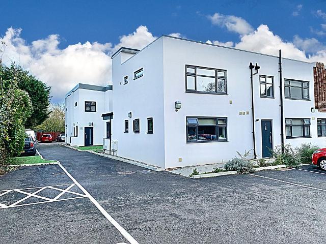 Apartment for rent in Bedford
