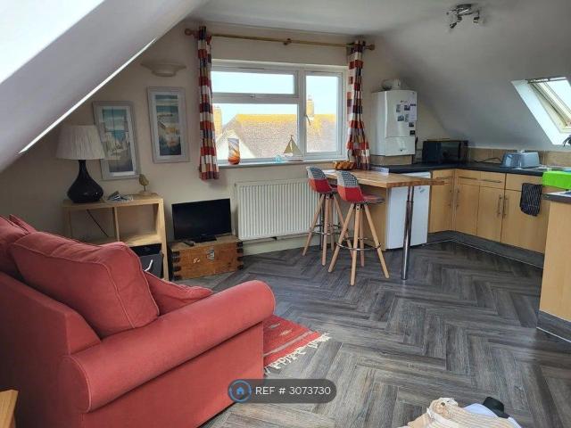 Studio for rent in Bracklesham, Chichester