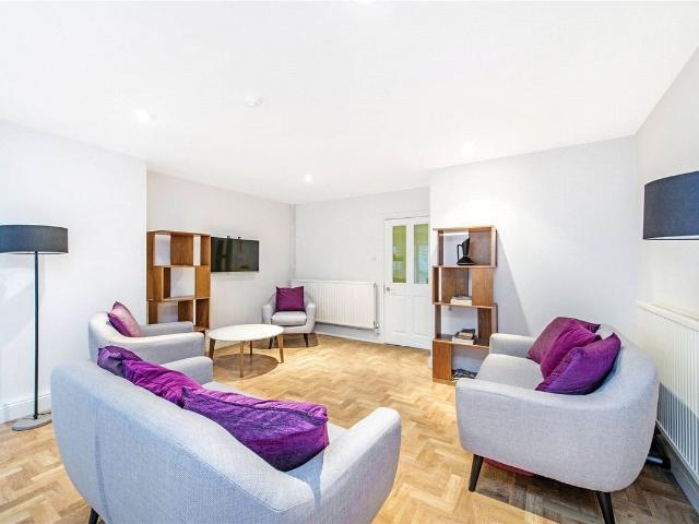 House for rent in Pimlico, Greater London