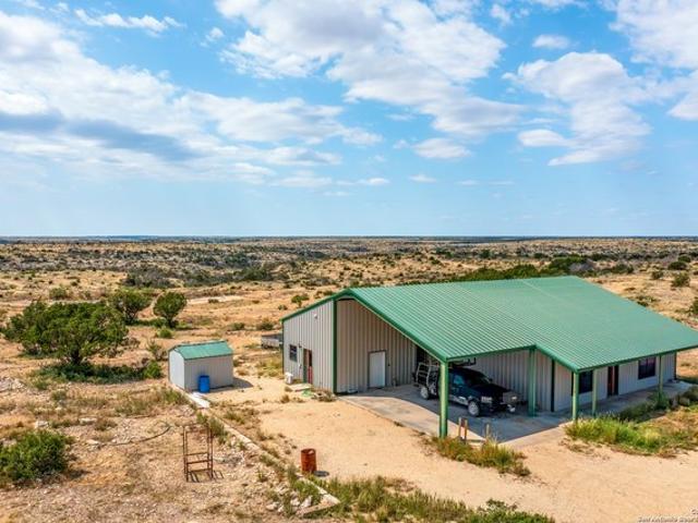 Farm for sale in Crockett, Texas