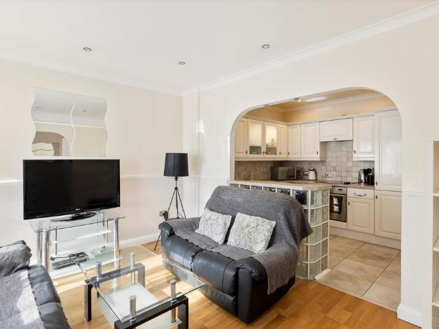 Apartment for rent in Holloway, Greater London