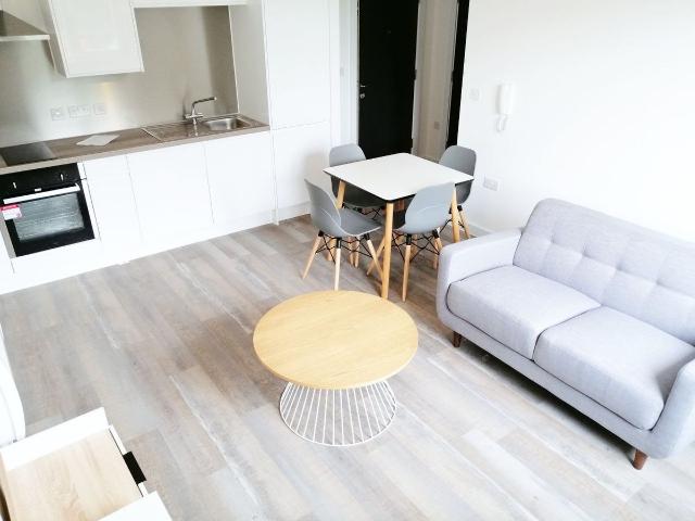 Apartment for rent in Gorse Hill, Trafford Park