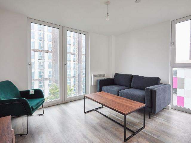 Apartment for rent in Gorse Hill, Trafford Park