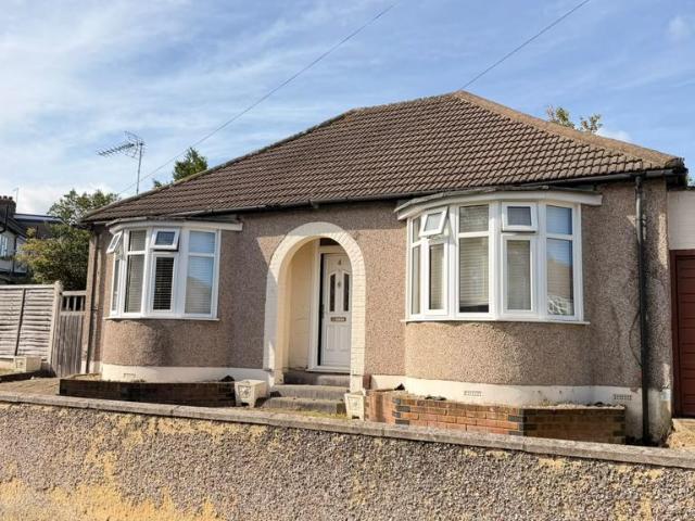 House for rent in Gidea Park, Greater London