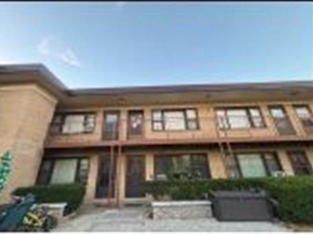 Condo for sale in King Arthur Court, Northlake