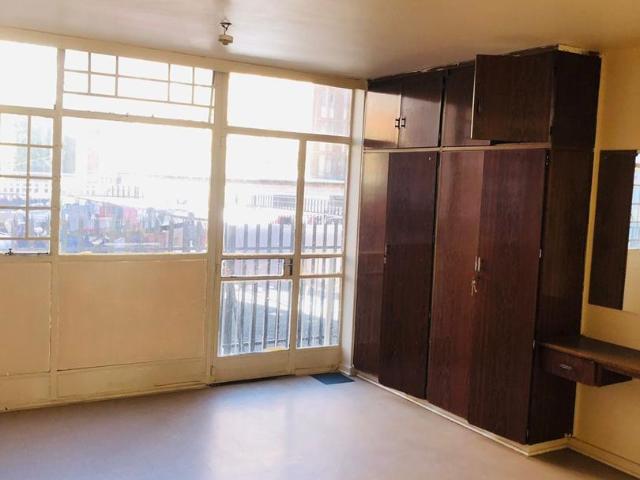 Apartment for rent in Hillbrow, Johannesburg
