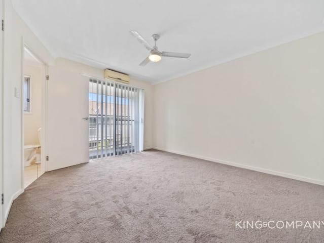 Townhouse for rent in Toombul, Queensland