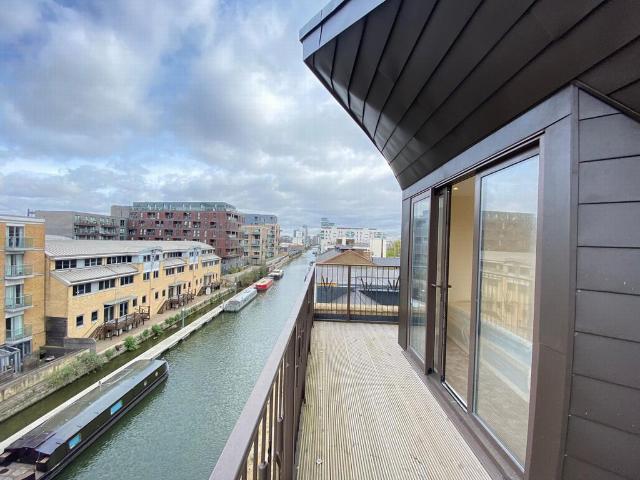 Apartment for rent in Limehouse, Greater London