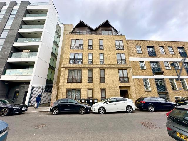 House for rent in Locksley Estate, Limehouse