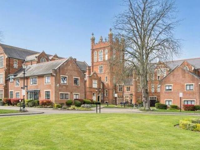 House for sale in Bushey