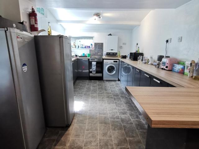 House for rent in Nangreaves, Wales