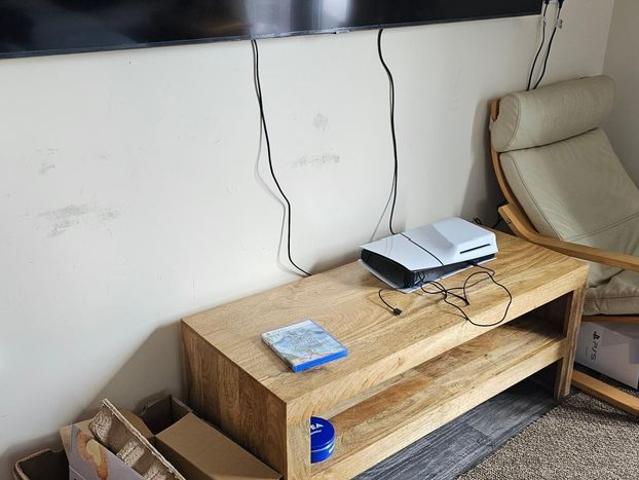 House for rent in Nangreaves, Wales
