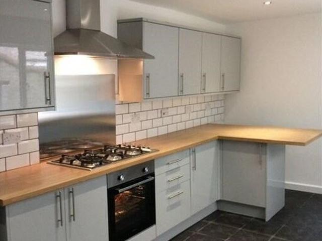 House for rent in Nangreaves, Wales