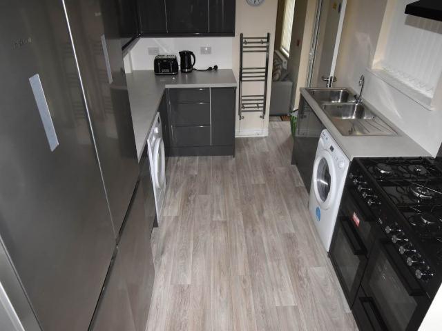 Apartment for rent in Brynmill, Swansea
