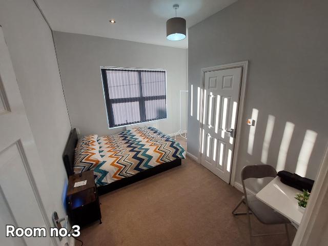 Room for rent in Hillfields, West Midlands