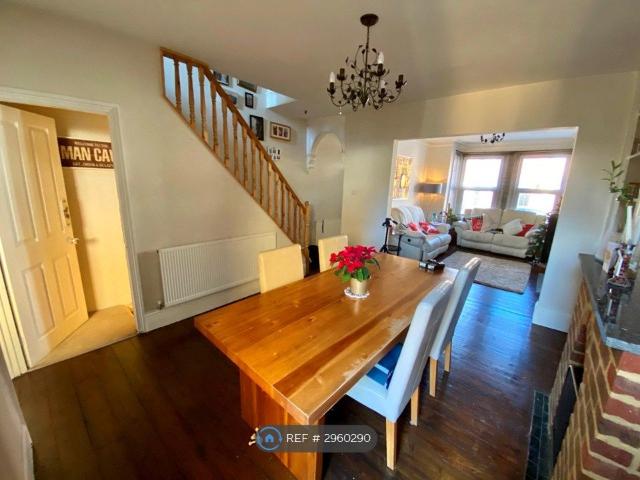 House for rent in Midway, Kent