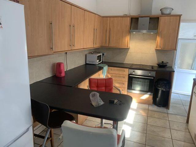House for rent in Nangreaves, Wales