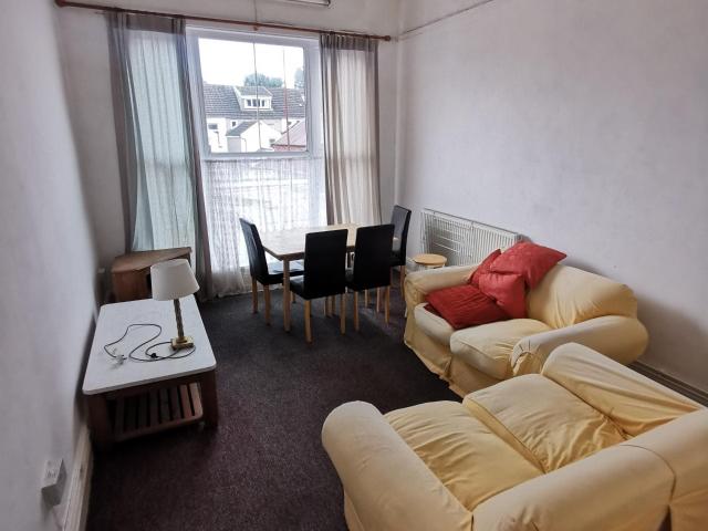 Apartment for rent in Nangreaves, Wales