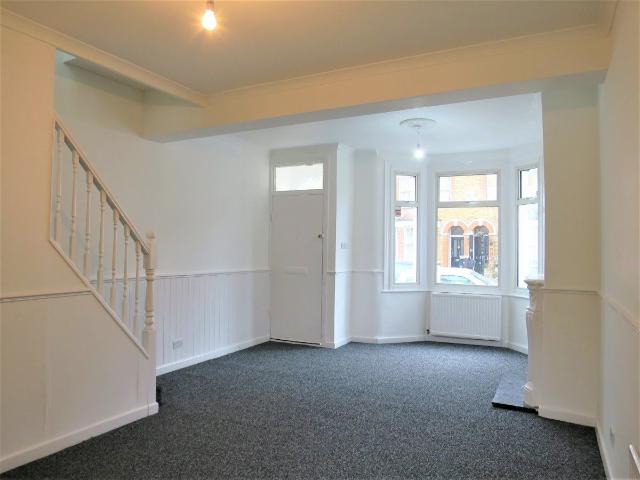 House for rent in Ponders End, Greater London