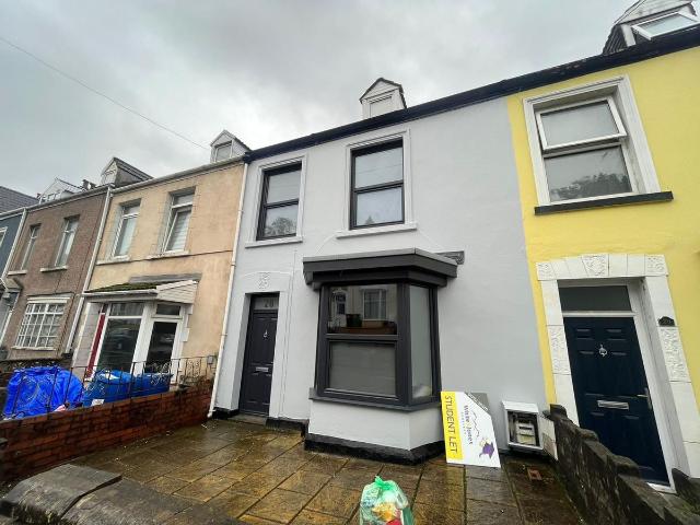 House for rent in Nangreaves, Wales