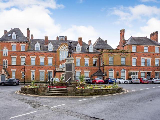 Apartment for rent in Maney, Birmingham