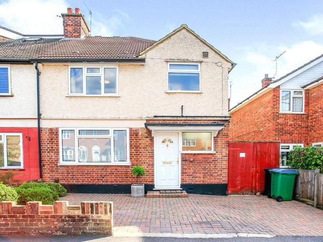 House for rent in Holywell Estate, North Watford