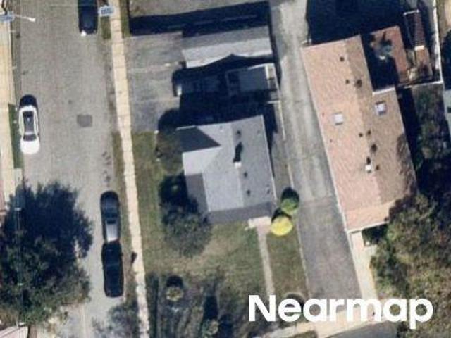 House for sale in Avenel, New Jersey