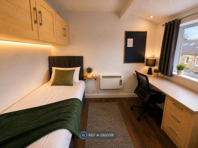 Room for rent in South Twerton, Dulcote
