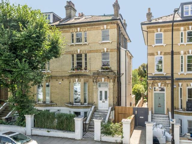 Apartment for rent in Belsize Park, Primrose Hill
