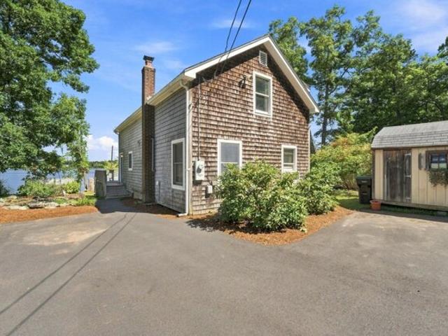 House for sale in Winnecunnet, Norton