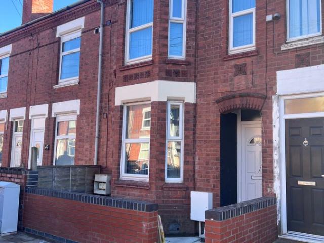 Room for rent in Ball Hill, West Midlands
