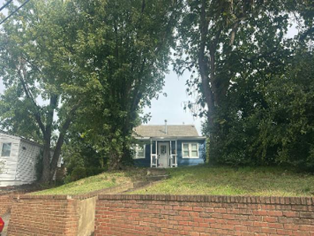 House for sale in Douglas MacArthur, Alexandria
