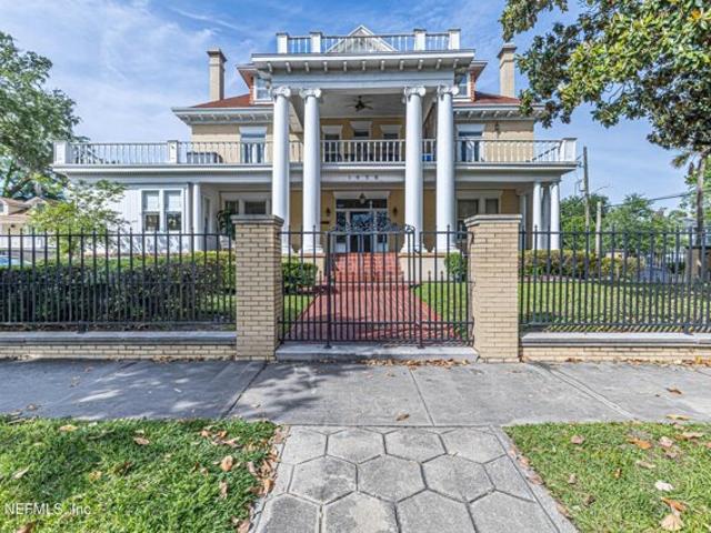 Condo for sale in Jacksonville