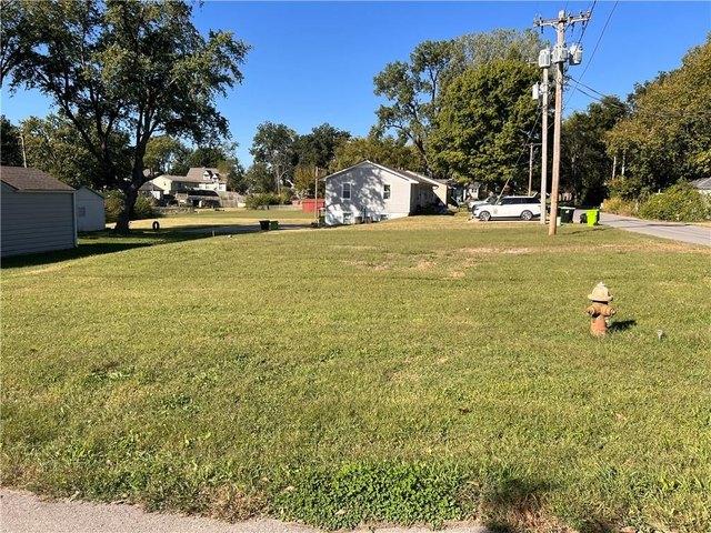 Land for sale in Harrisonville, Cass County