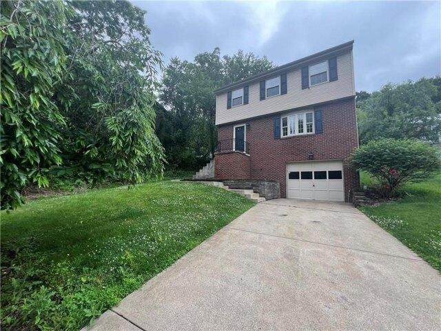 House for sale in Mckeesport