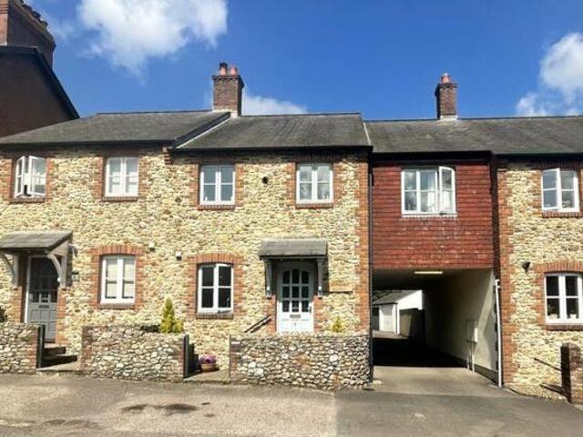 House for sale in Colcombe, Budlake